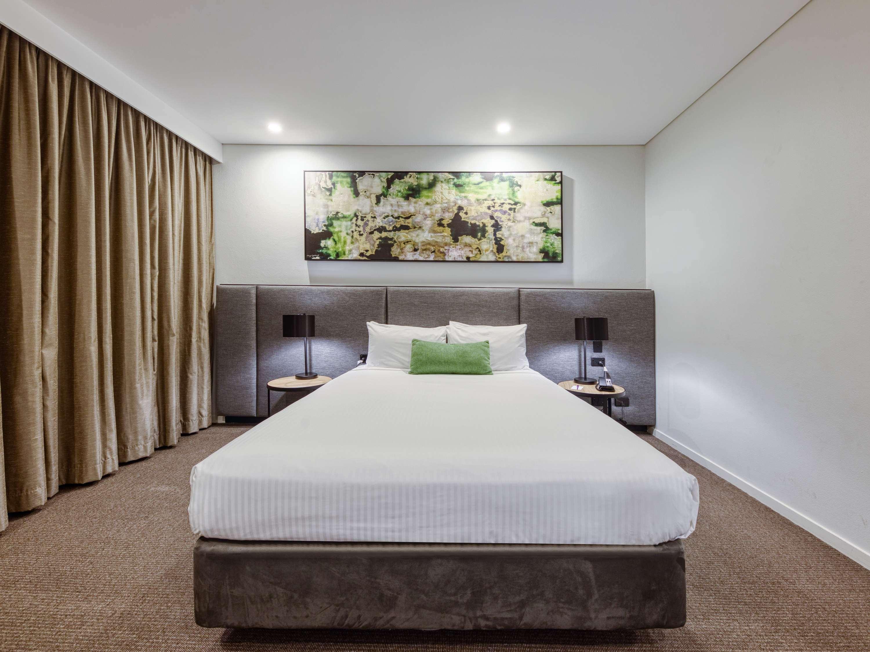 Mercure Пенріт Екстер'єр фото