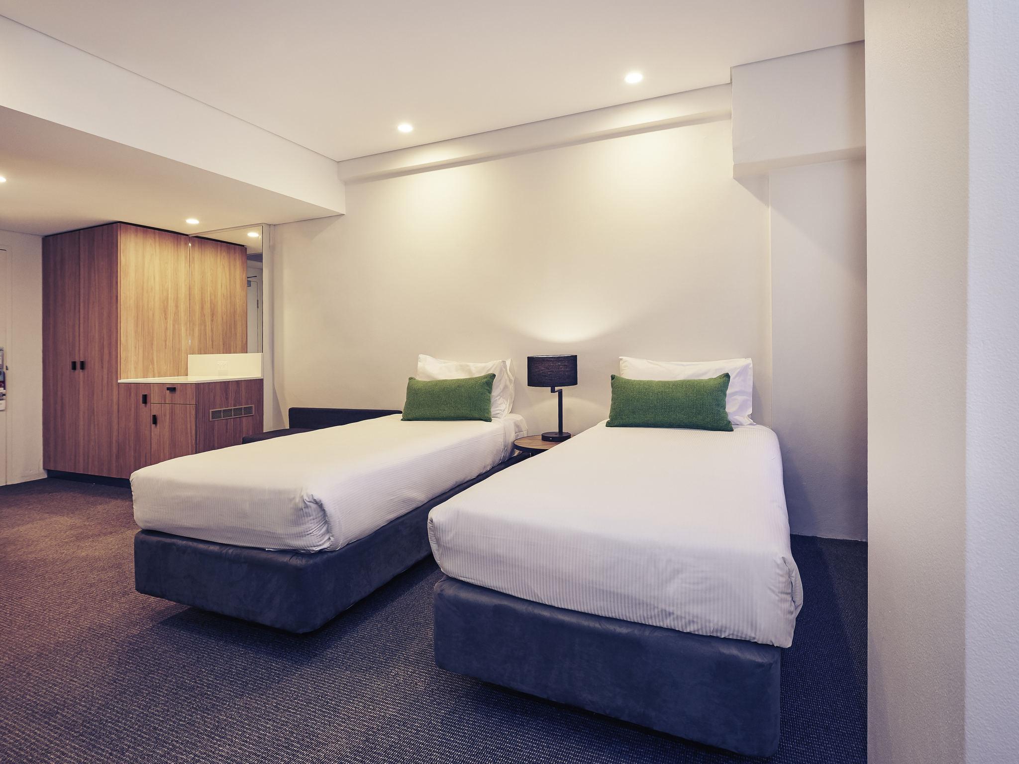 Mercure Пенріт Екстер'єр фото