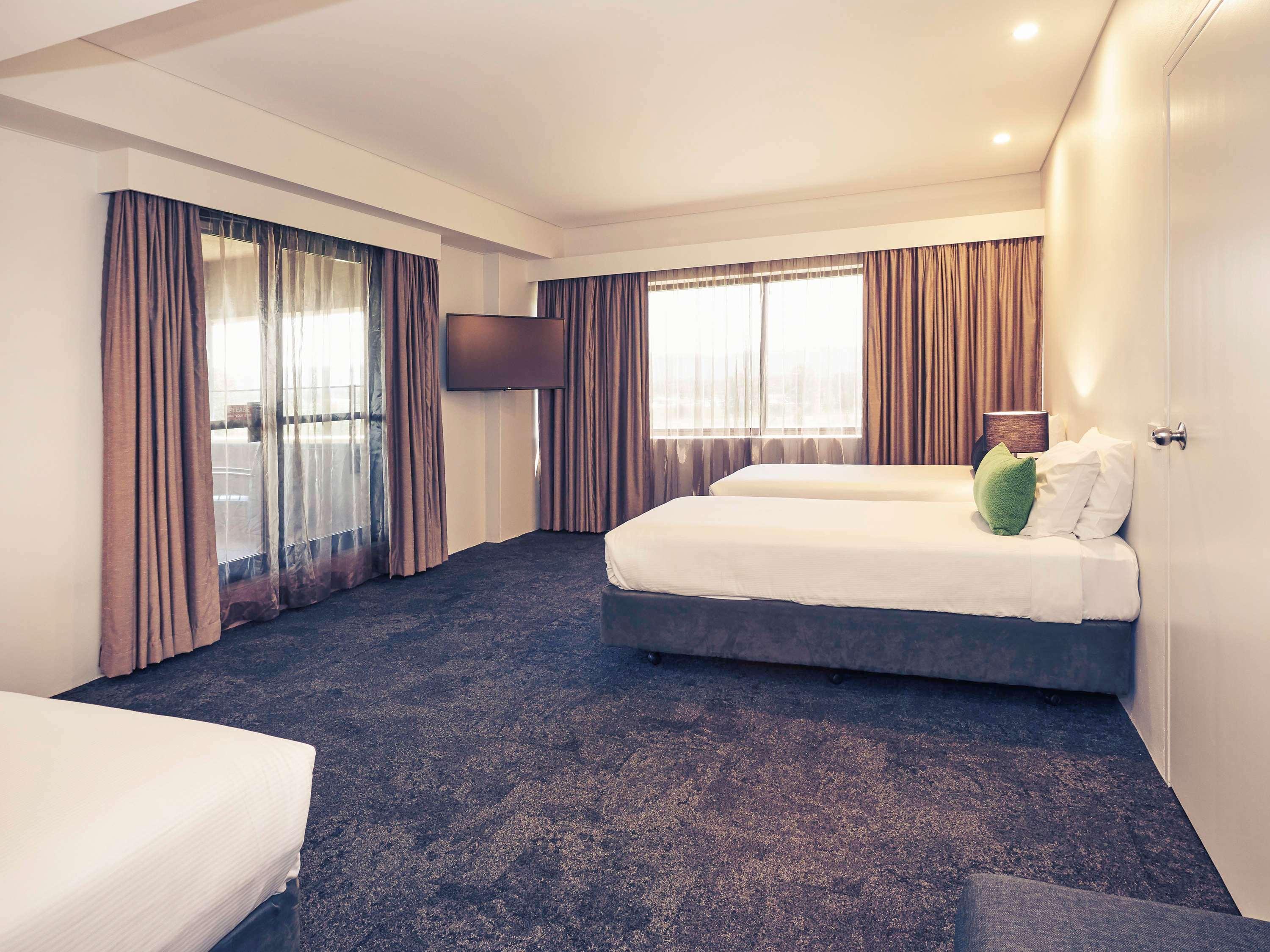 Mercure Пенріт Екстер'єр фото