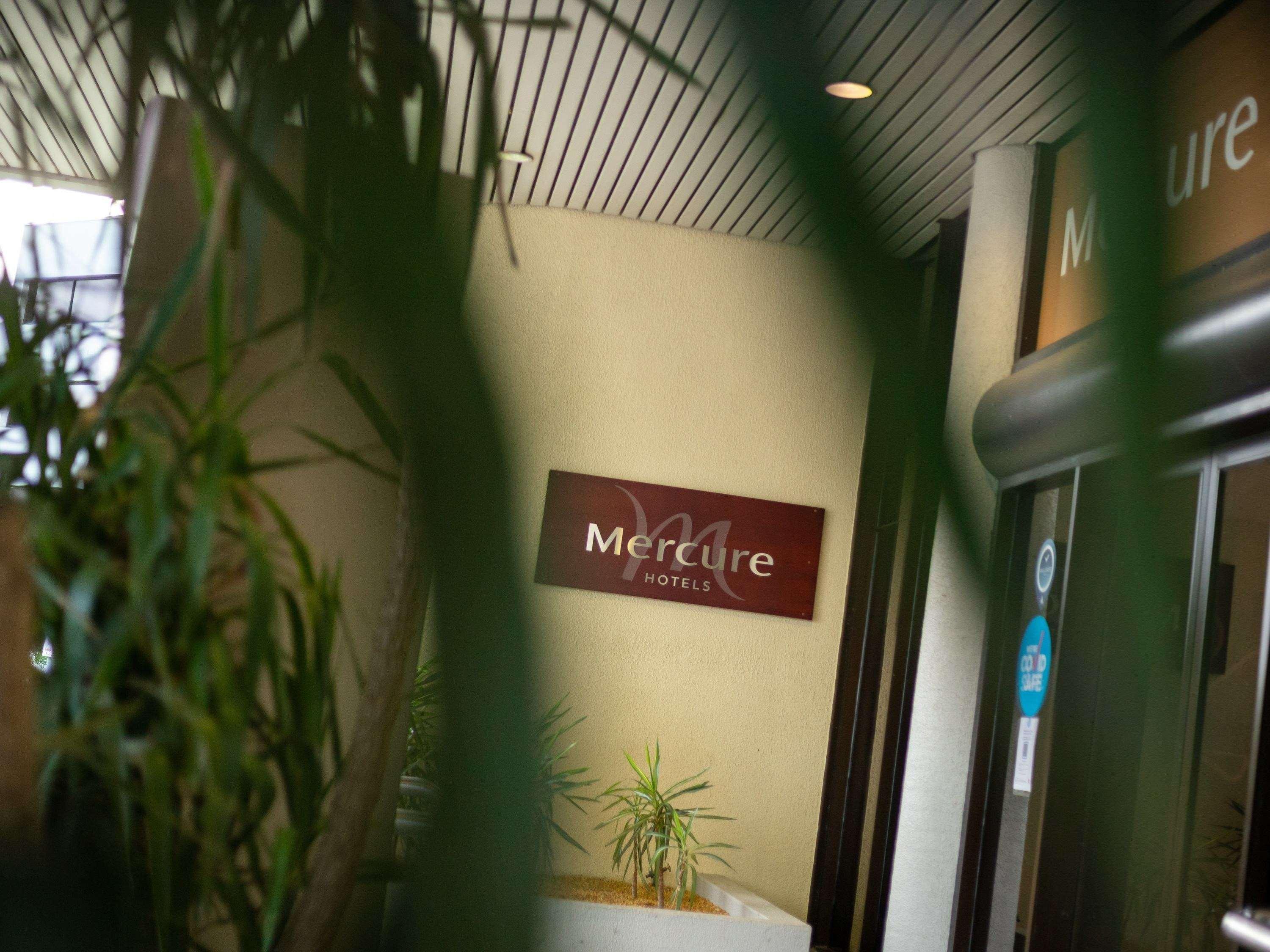 Mercure Пенріт Екстер'єр фото