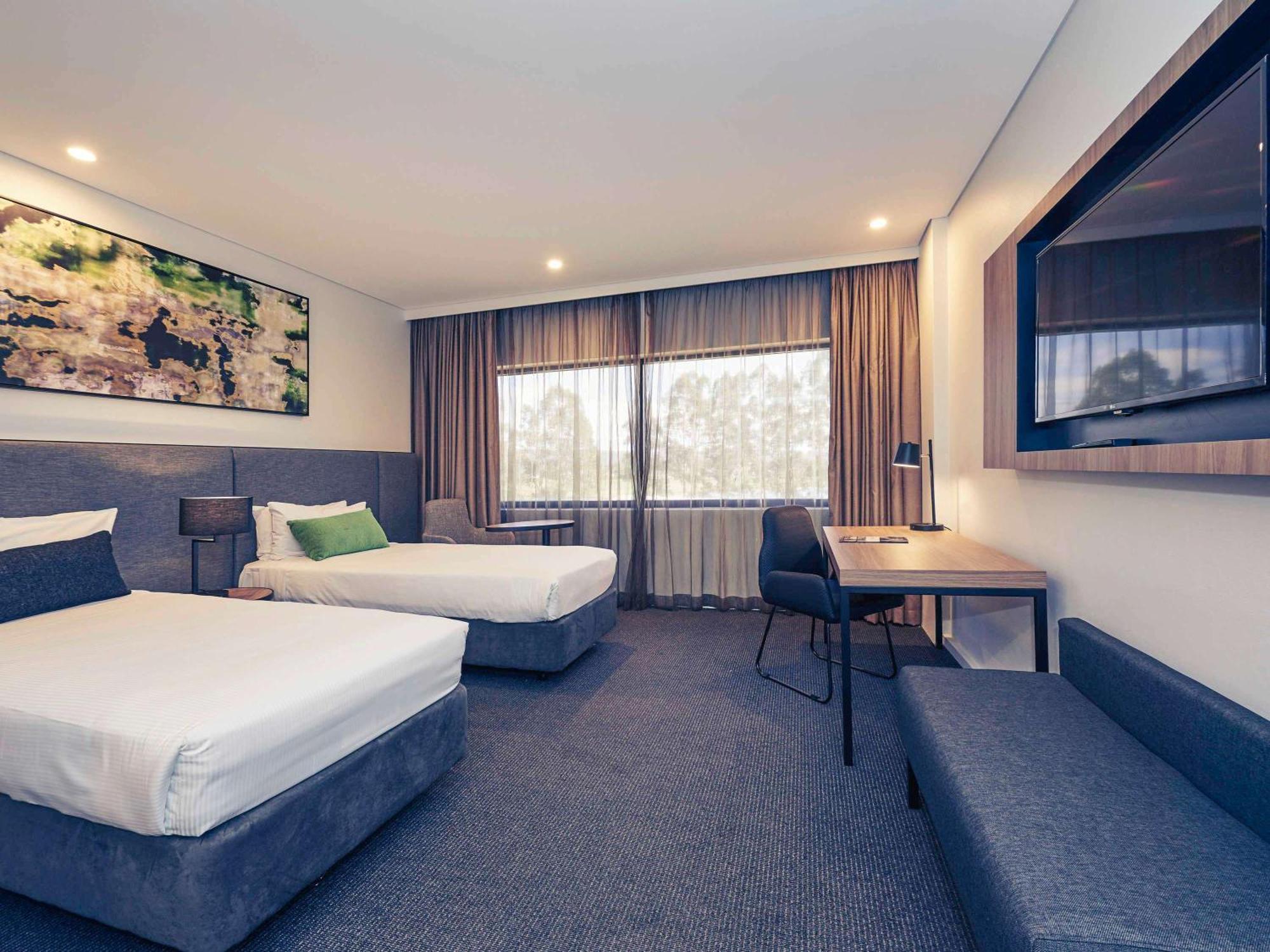 Mercure Пенріт Екстер'єр фото